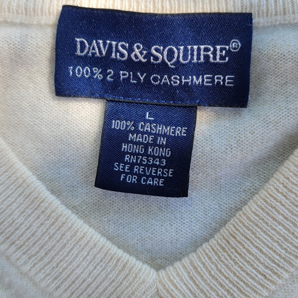 Davis and Squire 100% 2ply Cashmere Sweater